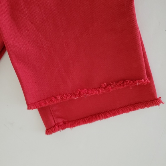 Pilcro Letterpress Script Red Raw Hem Crop Jeans - Picture 8 of 8